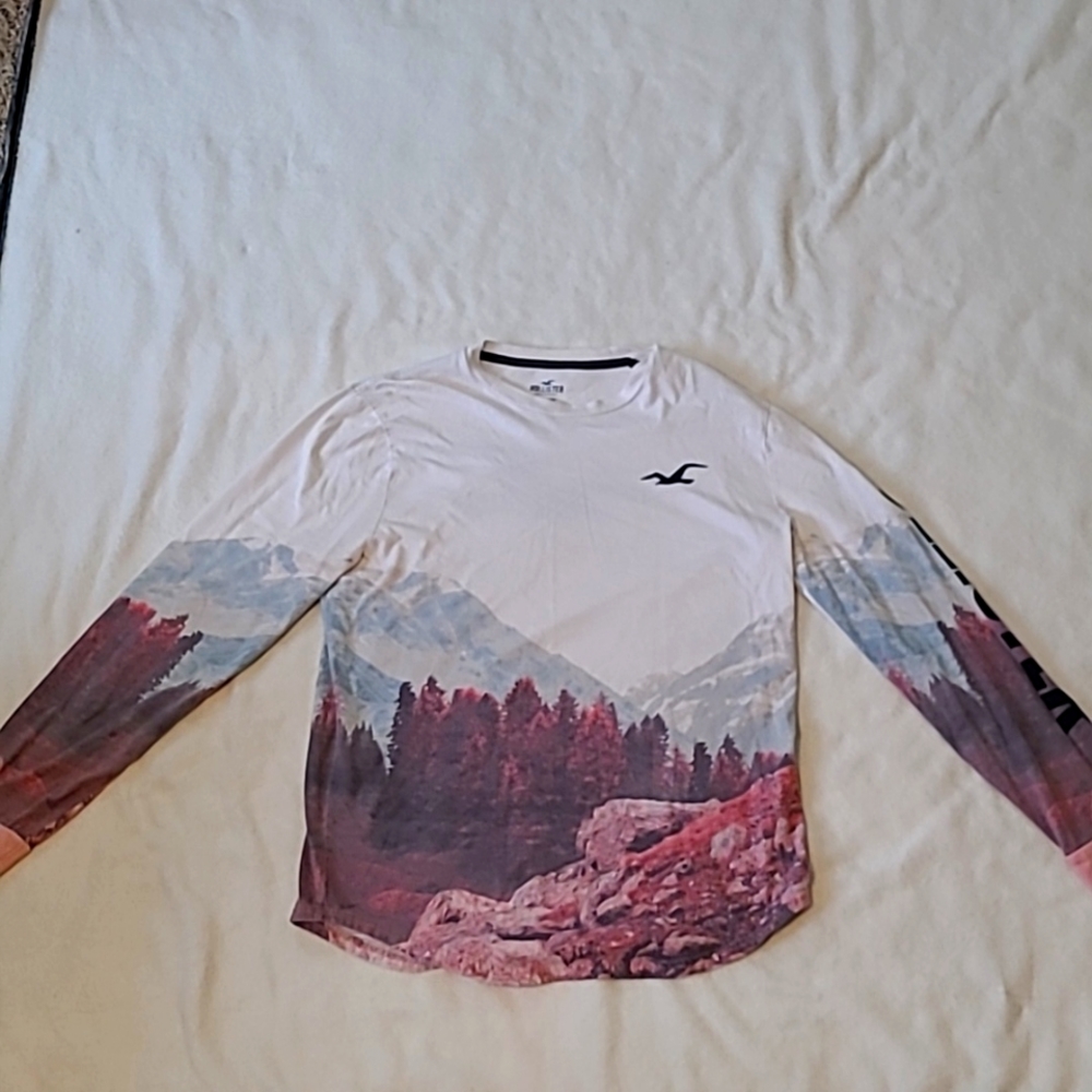 Hollister shirt